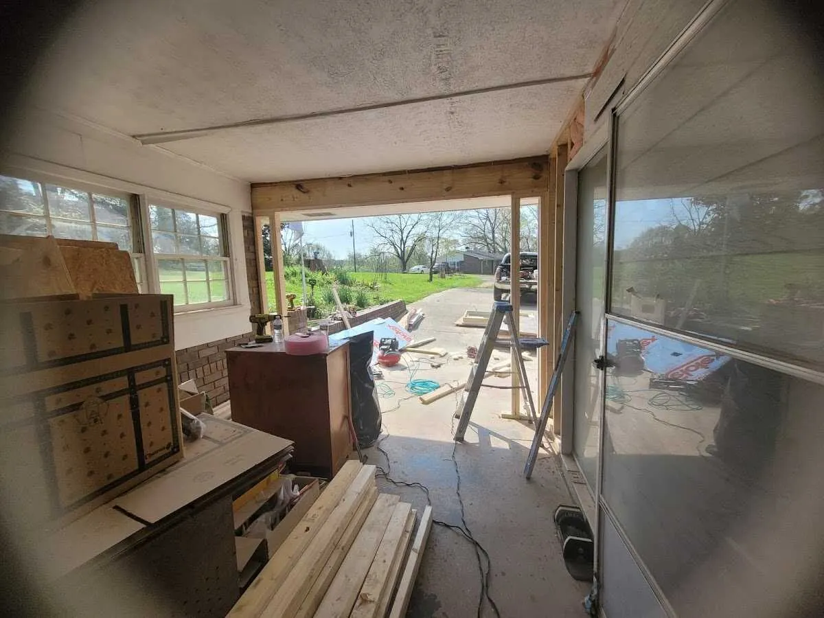 Air movers and dehumidifier for Water Mitigation Services in Gates